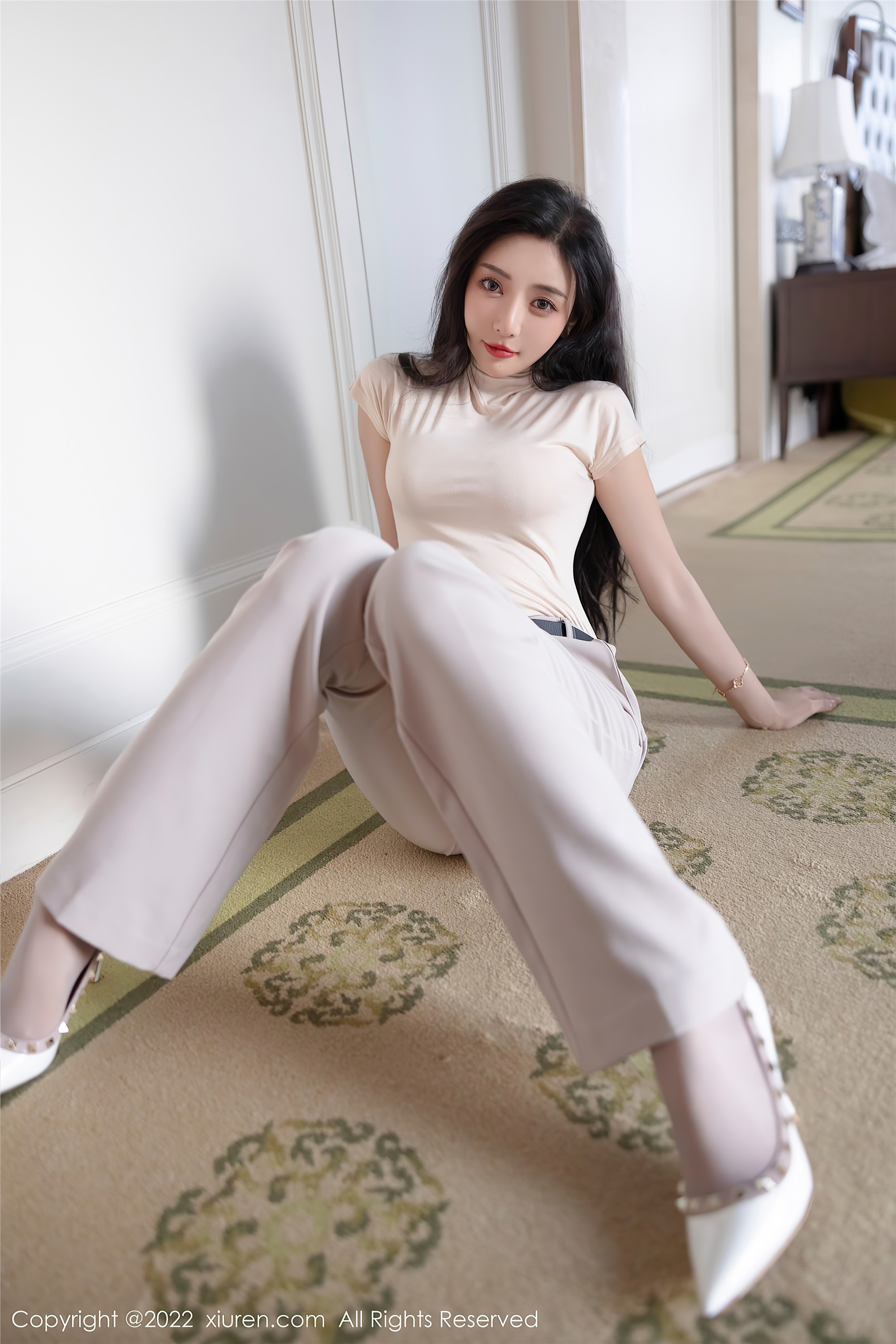 Xiuren秀人网 2022.05.16 NO.5015 王馨瑶yanni